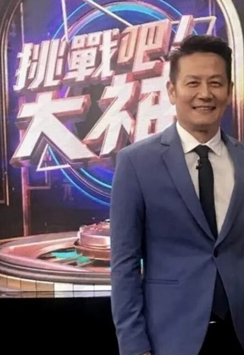 重庆高颜值外唯极品女神曝光，多少男人的白月光却在外唯届玩得风生水起！ - 蜜雪冰城